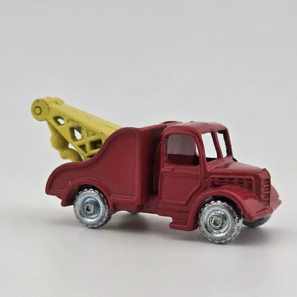 RARE!!! 1992 Die Cast Matchbox Wrecker Lifter Tow Truck